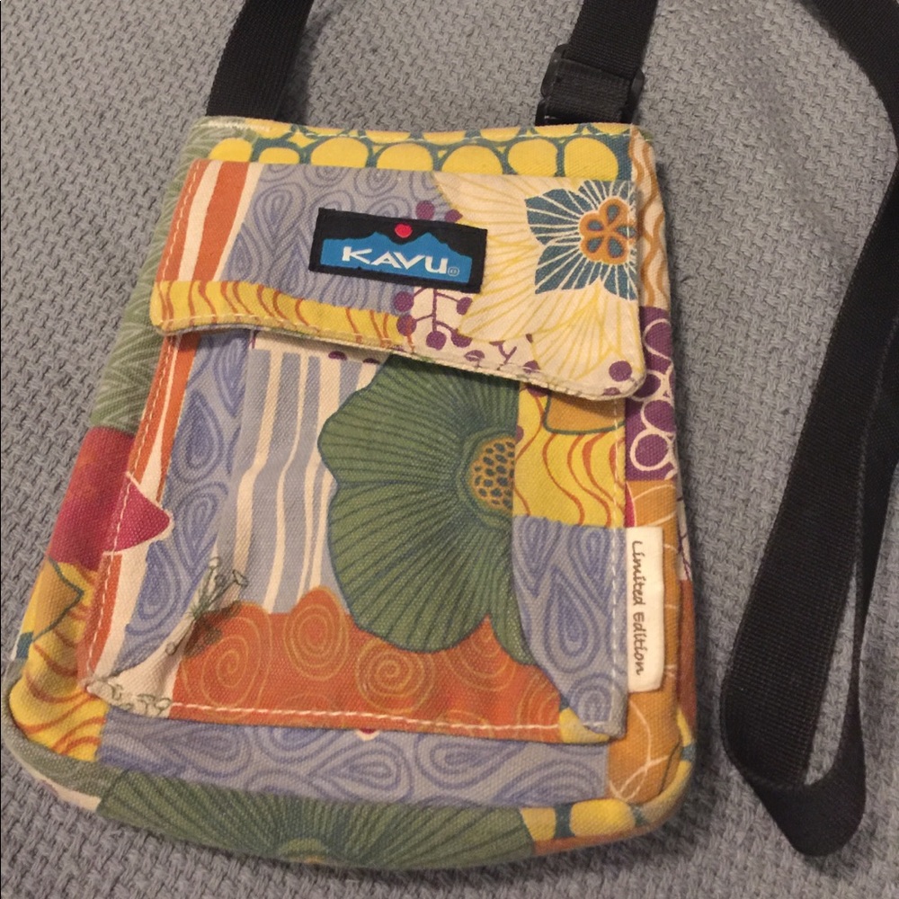 KAVU Keeper Crossbody Bag Limited Edition